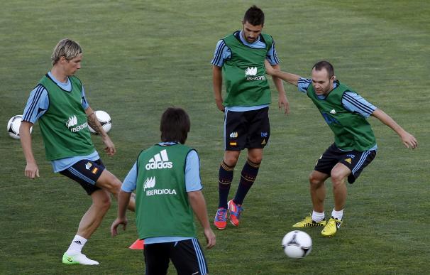 Los jugadores de la selección española de fútbol entrenan en la Ciudad del Fútbol