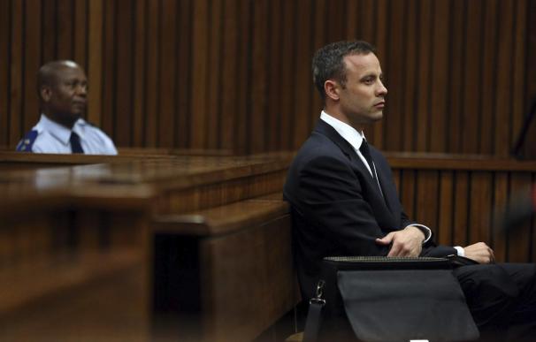 El juicio a Pistorius por asesinato se extenderá hasta el 16 de mayo