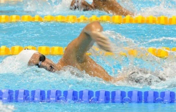 Oribe suma la decimoquinta medalla y Marí se desquita con un bronce en los 50 metros libres
