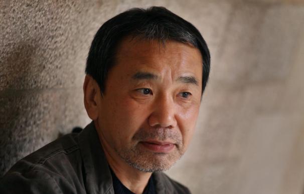 Murakami reaparece ante el público japonés 18 años después