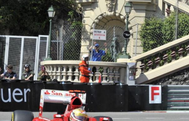 Fernando Alonso rueda en el circuito de Mónaco en 2012