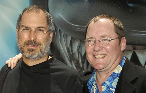 Steve Jobs y John Lasseter en el estreno de 'Buscando a Nemo'