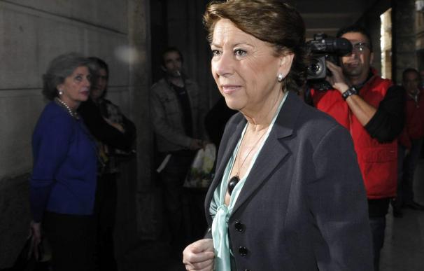 La juez impone una fianza civil de 29 millones a Magdalena Álvarez por los ERE