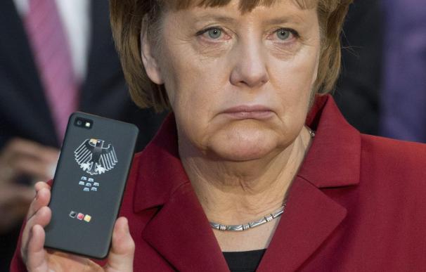 Merkel sospecha que EEUU espió su teléfono y pide explicaciones a Obama