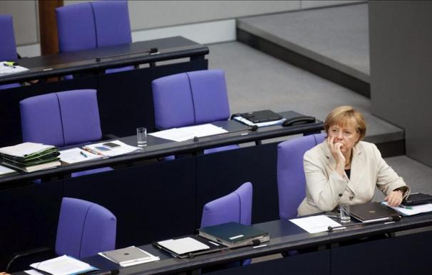Merkel ve "improbable" que la autoridad bancaria esté operativa el 1 de enero