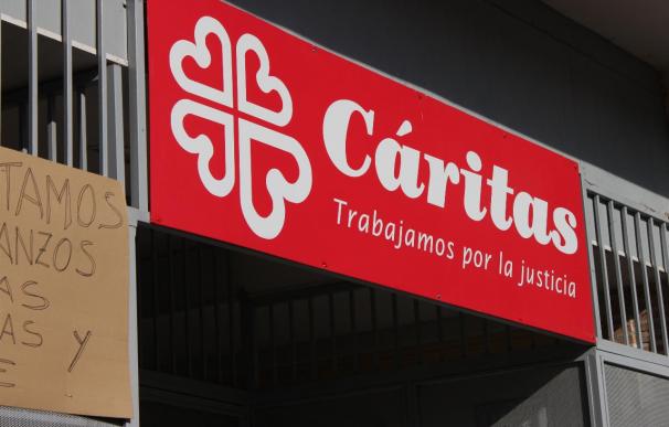 Cáritas reconoce que la situación es "desbordante no sólo por las personas atendidas sino por las peticiones económicas"