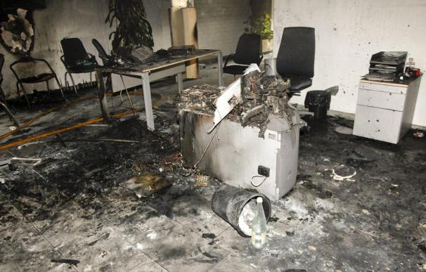 Fallece la mujer que se quemó a lo bonzo en sucursal bancaria de Almassora