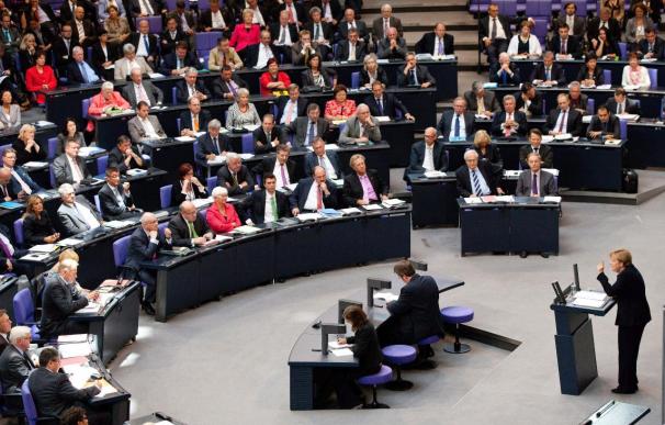 Los jueces alemanes rechazan la vía rápida para aprobar el rescate del euro
