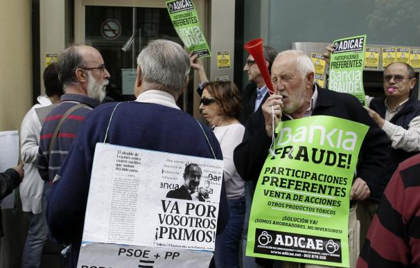 Adicae anima a sus asociados a participar en la iniciativa "Toque a Bankia"