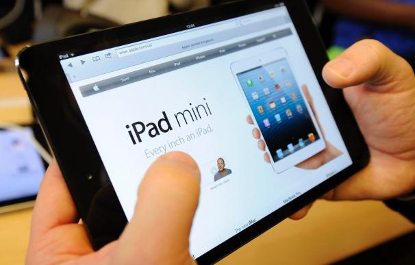 Más de 4 millones de españoles tienen un "smartphone" y una tableta