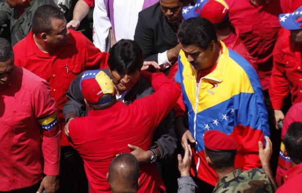 Evo Morales dice que está "casi convencido" de que Chávez fue envenenado
