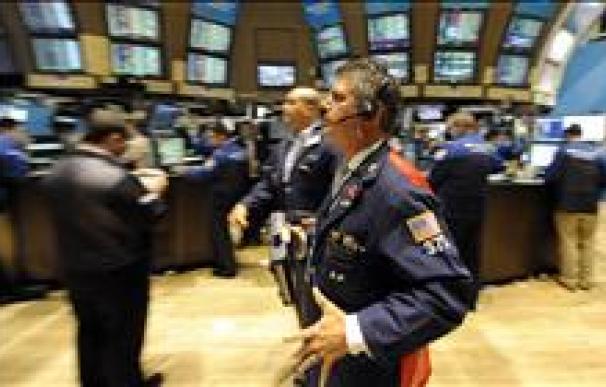 Wall Street cierra con un descenso del 1,03 por ciento en el Dow Jones de Industriales