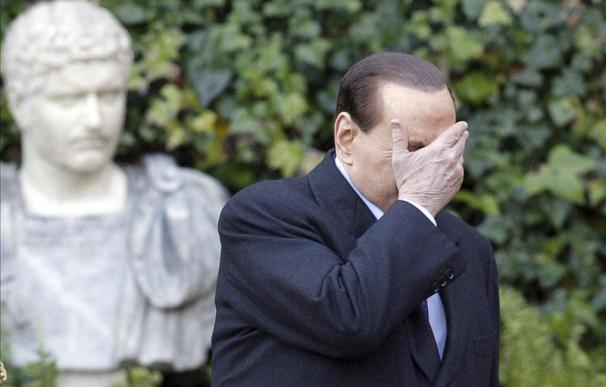 Detenidas dos personas por un supuesto chantaje a Berlusconi por sus fiestas