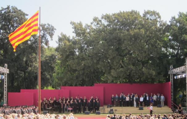 La defensa del catalán en la escuela y el calor marcan la celebración oficial