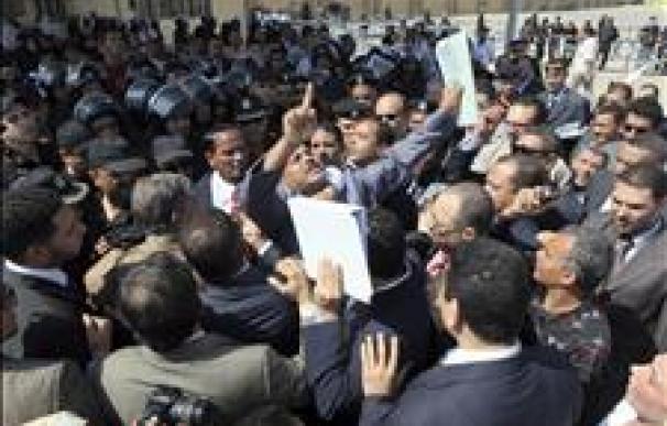 Frustración en Egipto por la ausencia del máximo jefe militar en el juicio a Mubarak