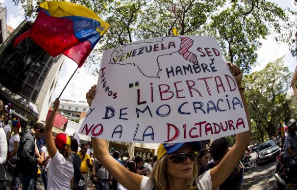 Las protestas contra Maduro se han cobrado ya la muerte de 39 personas