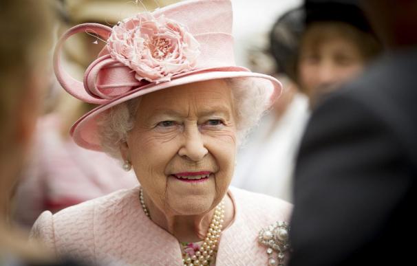 Isabel II será en 2015 la monarca que más años ha reinado en el Reino Unido