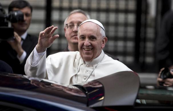 El Papa nombra a una víctima y un cura argentino en la Comisión sobre pederastia