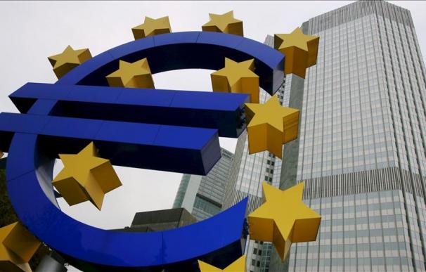 El BCE presta 217.990 millones de euros al 1,5 por ciento en dos subastas