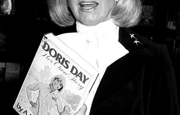 FILE PHOTO: Doris Day At 87 To Release First Album In 20 Years
