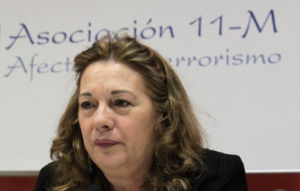 Pilar Manjón considera "más correcto" un acto civil que un funeral en el 11M