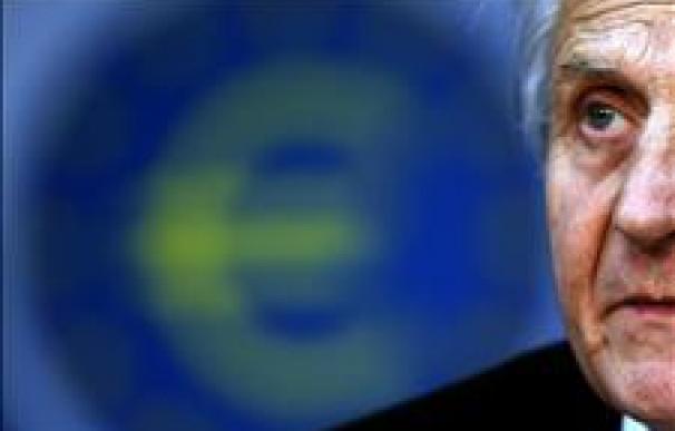 Trichet considera imperioso aplicar inmediatamente las decisiones de la UE de julio