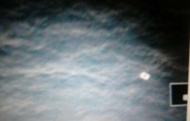 Vietnam difunde una fotografía con los posibles restos del avión desaparecido