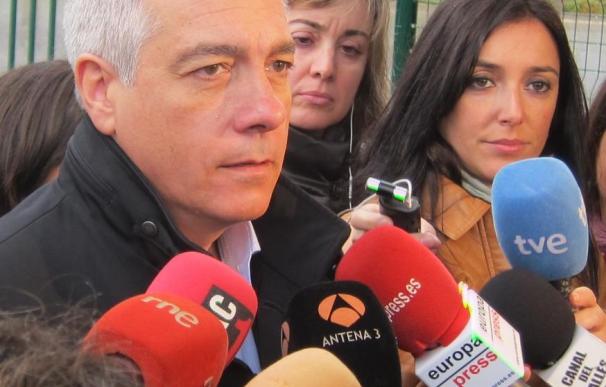 Pere Navarro reinvidica la "altura de miras" de Suárez para liderar la Transición