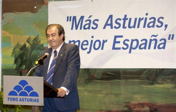 Álvarez-Cascos dice que entre sus previsiones no está ser diputado nacional