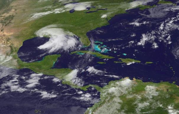 La tormenta "Lee" se debilita mientras deambula por la costa sur de Luisiana