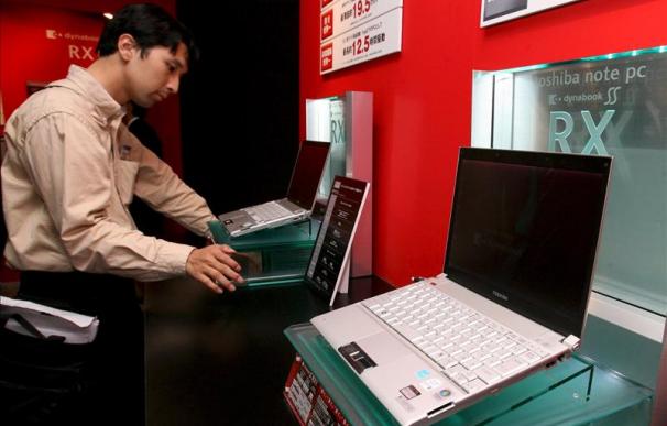 La previsión de crecimiento de ventas de PC en 2011 se reduce más de la mitad
