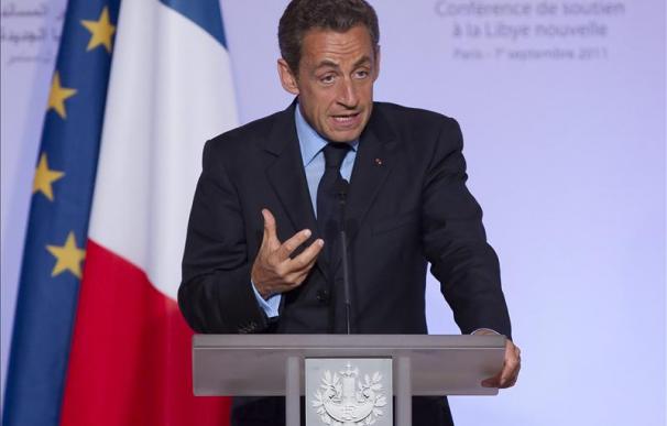 El presidente francés decidido a reformar la constitución, aunque no tenga mayoría