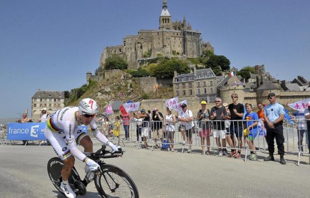Tony Martin, durante una contrarreloj del Tour de Francia de este año