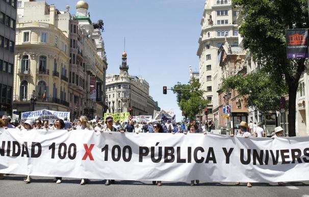 Manifestación a favor de la Sanidad Pública, el servicio mejor valorado por los españoles.