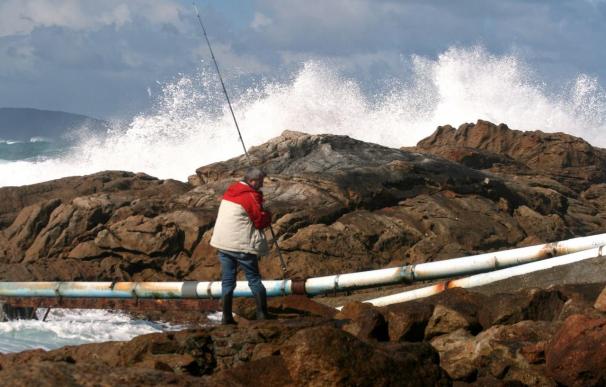 Pescadores por un día: El turismo marinero se abre camino en la costa