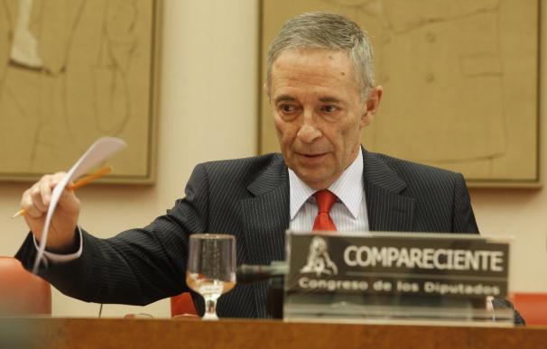 Julio Segura, presidente de la CNMV en el año 2011, durante una comparecencia en el Congreso.