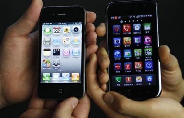 El iPhone y el Galaxy SIII son de los móviles menos tóxicos del mercado