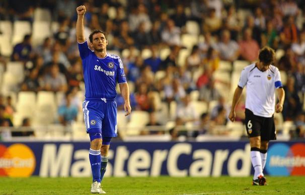 Lampard celebra el 0-1 en el Valencia - Chelsea