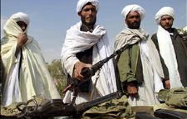 Los talibanes afganos se desentienden del 11-S y abogan por seguir luchando