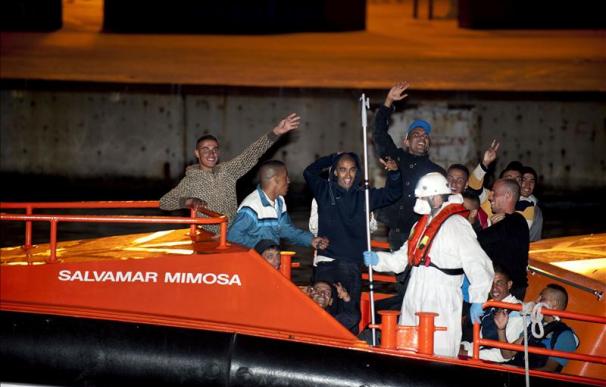 Cuarenta y ocho inmigrantes llegan a Cartagena en dos pateras