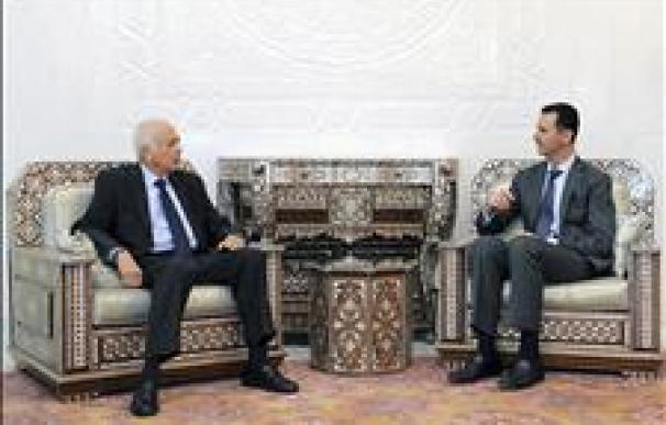 El secretario general de la Liga Árabe se reúne con el presidente sirio