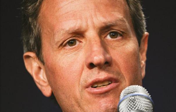 Geithner asegura que el plan empleo de Obama generará "efectos sustanciales"