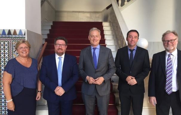 Sánchez Haro y el embajador británico analizan posibles efectos del Brexit en las relaciones comerciales con Andalucía