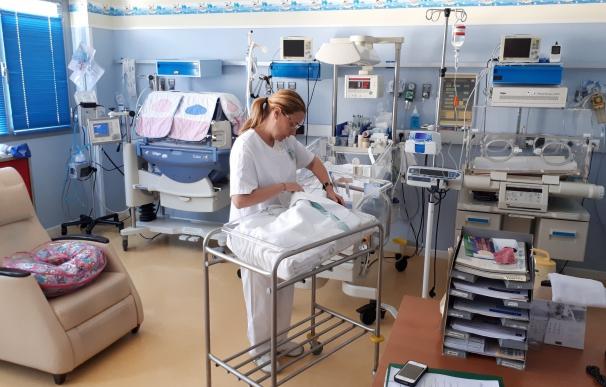 Una de cada cuatro mujeres que da a luz en el Hospital de Montilla opta por parto natural o baja intervención