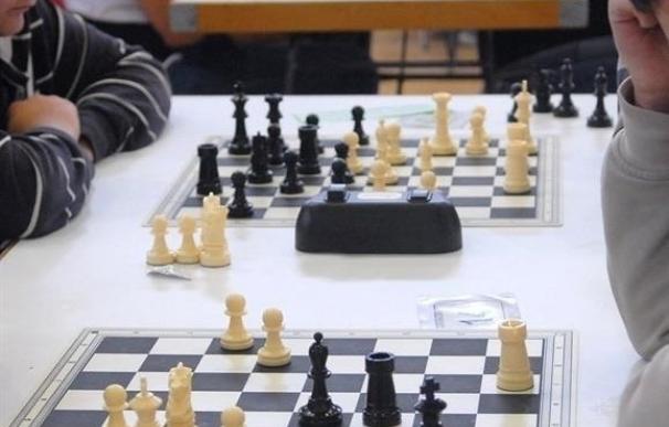 Centros docentes podrán incorporar el próximo curso el ajedrez como herramienta pedagógica en aulas