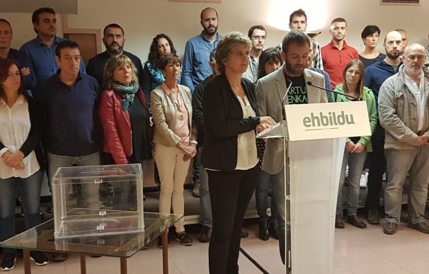 Alcaldes de EH Bildu muestran su solidaridad con los 700 regidores catalanes citados por la Fiscalía