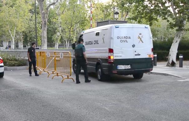 El juez envía a prisión a dos de los cuatro detenidos por los atentados de Barcelona y Cambrils