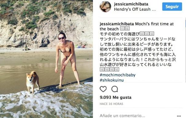 Jessica Michibata, ex novia del piloto de F1, Jenson Button, presume de embarazo