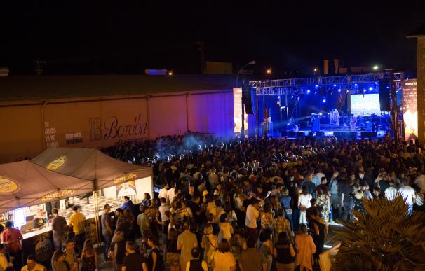 Muwi La Rioja Music Fest en su escenario principal "eleva la temperatura" de la noche riojana