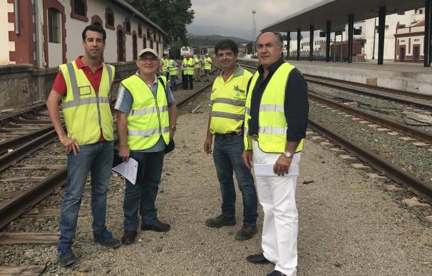Landaluce visita el inicio de las obras de la vía férrea Algeciras-Almoraima